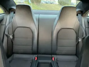 Mercedes-Benz E 220 CDI DPF Coupe BlueEFFICIENCY Automatik Avantgarde Bild 4