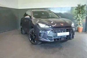 CUPRA Terramar VZ 1.5 eTSI Plug in Hybrid+Leder+Pano Bild 3