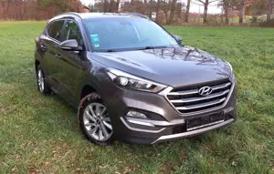 Hyundai TUCSON blue Intro Edition 2WD