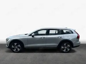 Volvo V60 Cross Country V60 Cross Country B4 D AWD Plus Bild 4