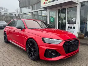 Audi RS4 AVANT 2.9 TFSI QUATTRO/PANORAMA/HUD/ALCANTAR