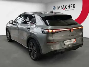 Volkswagen T-Roc R-Line 1.5 l eTSI AHK Navi Allwetter AHK Bild 4