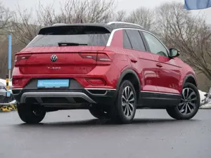 Volkswagen T-Roc Style 1.5 TSI DSG Keyless ACC Pano Navi Bild 3