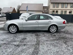 Mercedes-Benz E 320 ELEGANCE BiXenon Leder Panorama Memory Bild 3