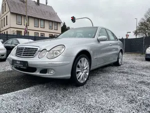 Mercedes-Benz E 320 ELEGANCE BiXenon Leder Panorama Memory