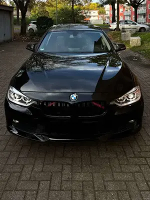 BMW 320 320d Sport-Aut. Modern Line