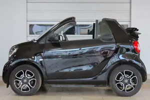 smart forTwo Cabrio Automatik *90PS*NAVI*KAMERA*LED*SHZ*APPLE* Bild 3