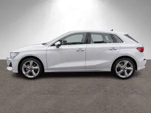 Audi A3 advanced 30TFSI Stronic Stdhzg PANO Bild 4