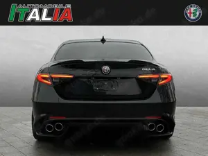 Alfa Romeo Giulia Quadrifoglio 2.9 V6 Bild 4