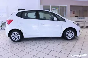 Hyundai iX20 Trend Klima Wartung - TÜV neu Bild 2