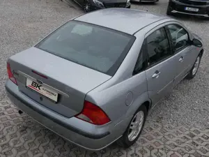 Ford Focus 2. Hand LPG Automatik Sitzheizung Klima Einparkhil Bild 3