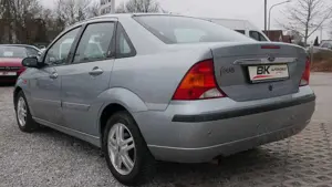 Ford Focus 2. Hand LPG Automatik Sitzheizung Klima Einparkhil Bild 5