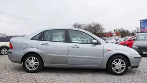 Ford Focus 2. Hand LPG Automatik Sitzheizung Klima Einparkhil Bild 2