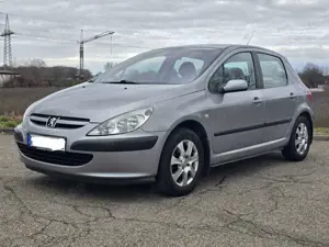 Peugeot 307 2.0 HDi 110 Esplanade DPF FAP wenigKM Kupplung Neu