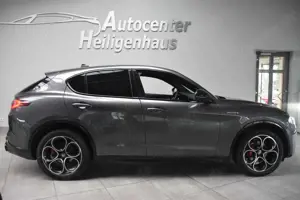 Alfa Romeo Stelvio Q4 MatLED Navi Leder Kam HarmKardon ACC Bild 2