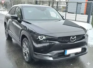 Mazda MX-3 e-skyactiv prime! TÜV NEU! CCS! ACC! S-Heft!...