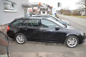 Skoda Octavia Navi, Appc., Alu 17", PDC v+h Bild 3