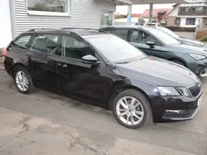 Skoda Octavia Navi, Appc., Alu 17", PDC v+h Bild 2