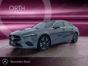 Mercedes-Benz A 180 d 8G-DCT Limousine NAVI+AHK+LED+SHZ+KAMERA