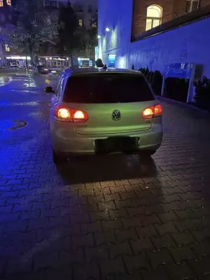 Volkswagen Golf 1.6 TDI DPF Highline