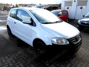 Volkswagen Fox 1.2 Refresh KLIMA ZV EL.FH CD USB BLUETOOTH Bild 4