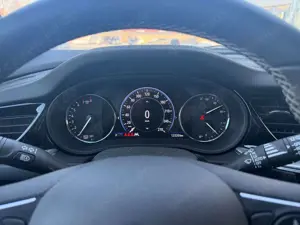 Opel Insignia Insignia Sports Tourer 2.0 Direct InjectionTurbo Aut Bild 4