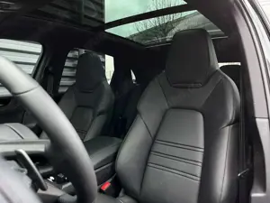 Porsche Cayenne Black Edition Head-Up,Sport Chrono,Sport Bild 5