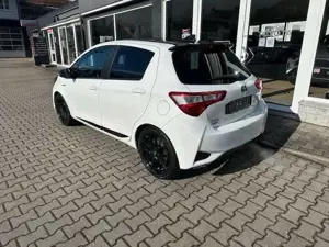 Toyota Yaris Hybrid GR Sport Bild 3