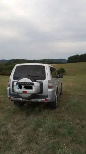 Mitsubishi Pajero Pajero 3.2 DI-D Intense Bild 3