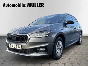 Skoda Fabia Selection 1.0 TSI LED Sperrdiff. Apple CarPlay And