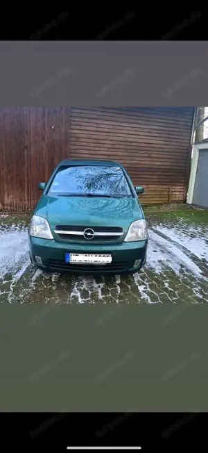 Opel Meriva 1.8 16V (Essentia)