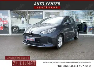 Mazda 2 Hybrid VVT-i 116 FWD Centre-Line KAMERA ACC