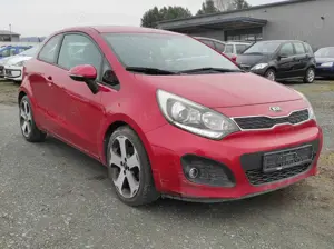 Kia Rio SPIRIT *TÜV NEU* EURO-5 KLIMAA BC SHZ PDC USB
