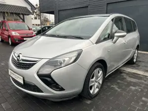 Opel Zafira Tourer Edition +7-Sitze+Navi+Tempomat+TÜV NEU+