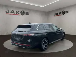 Volkswagen Passat Variant 2.0 TDI 110 kW R-line+BLACKLINE Bild 5