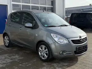 Opel Agila B Edition 1.2 Klima nur 42000km 8xbereift! Bild 2