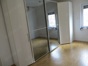 Kleiderschrank mit begehbarem Eckteil 4 Türen ges. B 360 cm