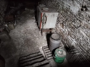 Natürlicher Gewölbekeller Wein- Most- Partykeller Lager Bunker Bild 4