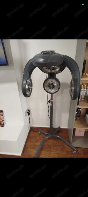 Haartrockner mit Stativ  Friseur-Trockenhaube