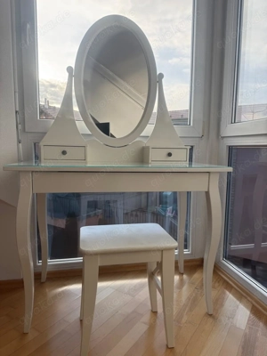 Schminktisch mit Hocker