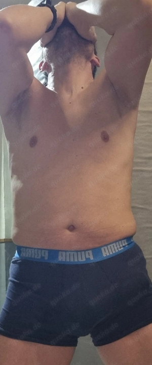 Du suchst Entspannung und  Zärtlichkeit und einfach geil Bumsen. 