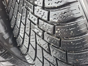 4 Winterreifen 185 65 R15 auf Stahlfelge   6 mm Profil   nur 1 Winter gefahren