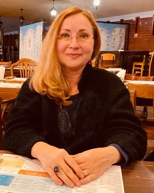   Lehrerin  Mathe  Englisch Deutsch Latein Chemie Physik Bio BWL