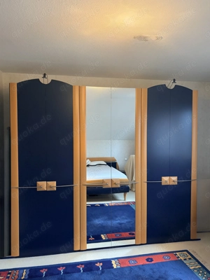 Schlafzimmermöbel, Lowboard und Philips Flat TV zu verkaufen