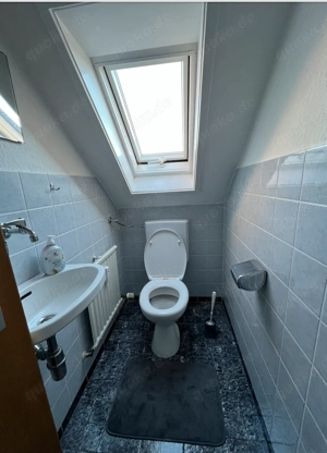 Helles möbliertes WG Zimmer 24 qm ,in 3er-WG ab 01.04.2026 , Stuttgart Heumaden Bild 6