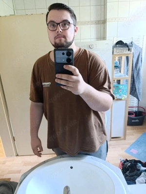 Suche eine oder mehrere Frauen für ein Sextreffen 