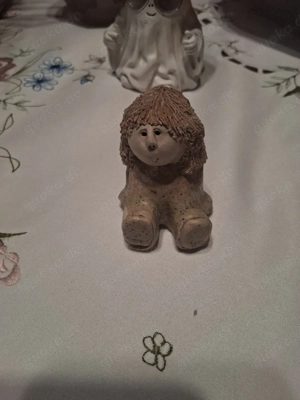 künstlerische Tonfiguren