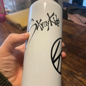 K-Pop Stray Kids thermo flasche  Bild 2