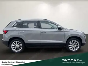 Skoda Karoq Clever 4x4 TDI DSG Pano Sound-System Canton Busine Bild 2