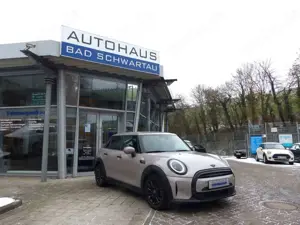 MINI One One Classic Trim, Navigation, Apple CP, Tempomat